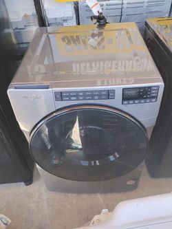 Whirlpool Front Load Washing Machine