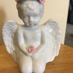Kneeling Ceramic Angel