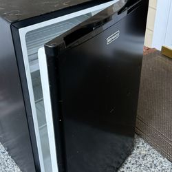 Compact Refrigerator