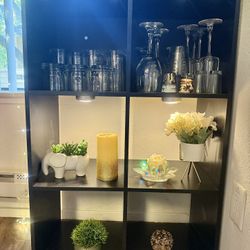 ✨kitchen cabinet/coffee-wine bar With Decors & Glasses Included✨