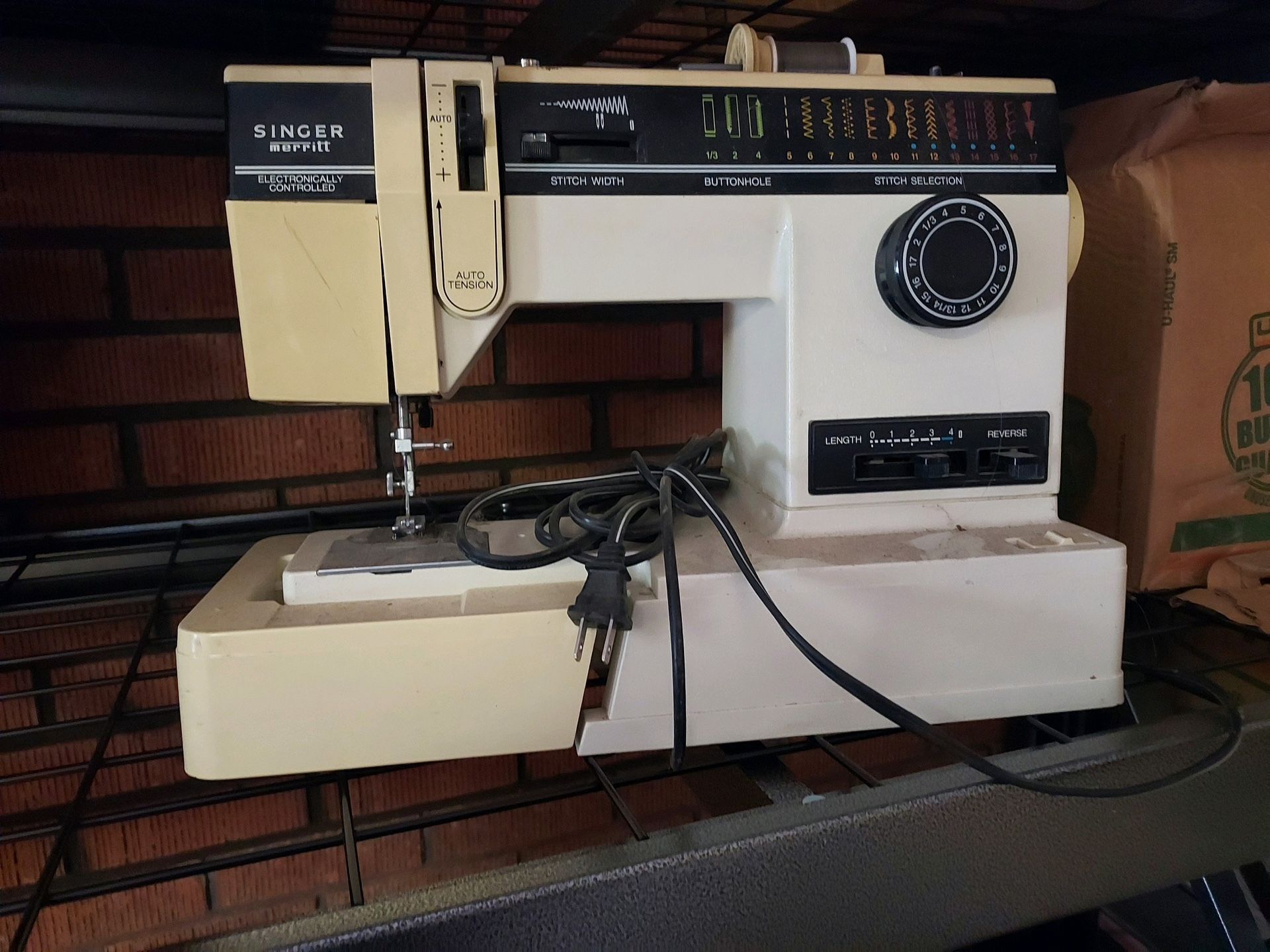 Singer Sewing Machine - Merritt