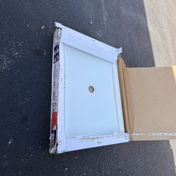 Maax Pro 34-in W x 48-in L Center White Single Threshold Rectangle Shower Pan Base with 3-in H Threshold