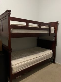 Bunk bed