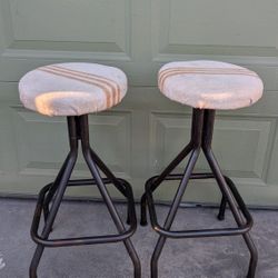 Bohemian Style Adjustable Bar Stools 