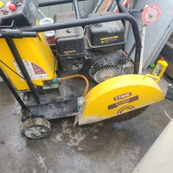 Crocrete Cutin Machine