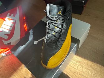 Air Jordan 12 Black Yellow sz 9