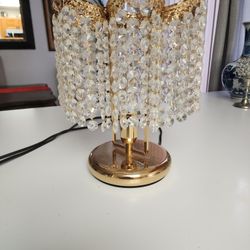 Handcrafted Napoli Italian Crystal Table Lamp. 11 ' x 9W