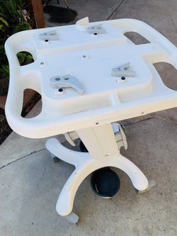 ROLLING CART