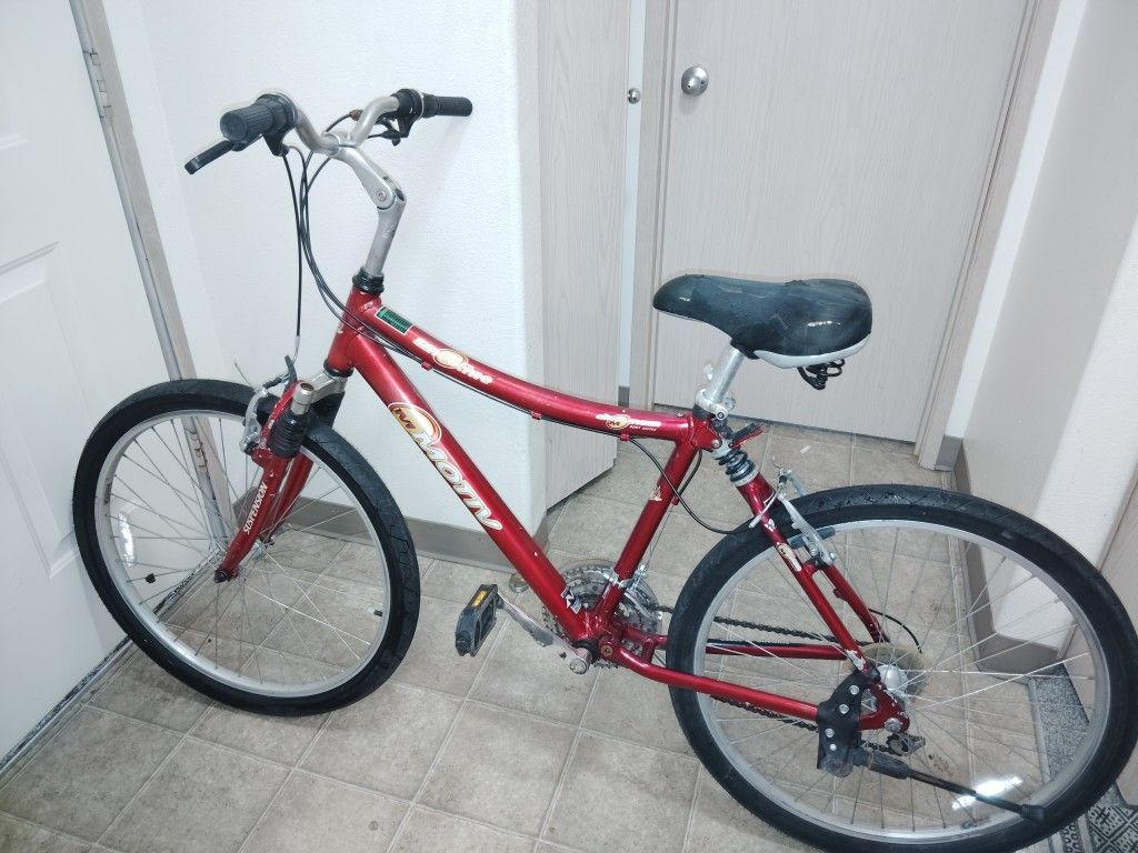 Motiv Mountain Bike