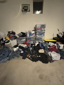 So Much Vintage Clothing Really Good Pieces Single stitch, Surf, Harley Davidson, Carhartt, Wrangler, Jorts, Denim, Graphic Tees, Band Tees, And More