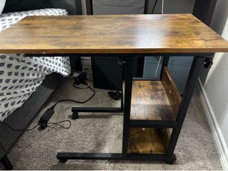 Adjustable desk
