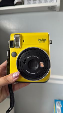 Instax mini 70 Yellow