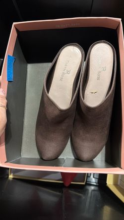 Taryn Rose Heel size 9 women’s shoes
