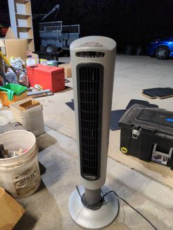 Lasko Ionizer Tower Fan