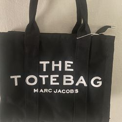 The Mini Tote Bag In Black 