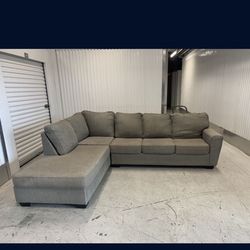 Comfy Nice Sectional Couch