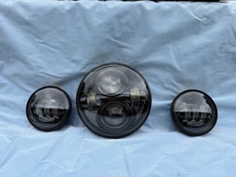 OEM Harley-Davidson Daymaker LED Headlight and Auxiliary Passing Lamps Set
