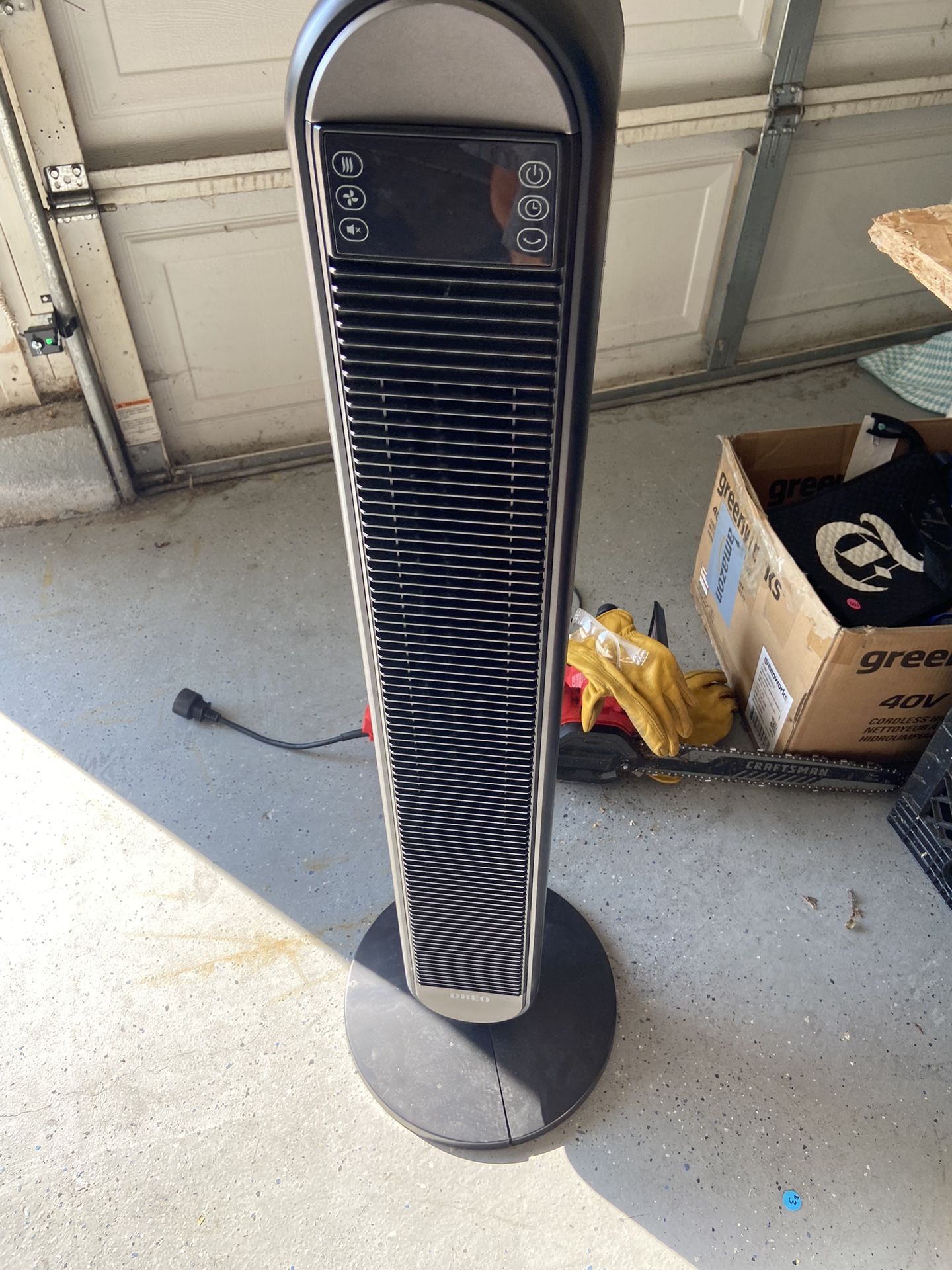 Tower Fan With Remote