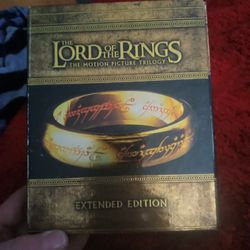 lord of the rings , trilogy set