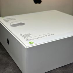 AirPod Max Generation 2