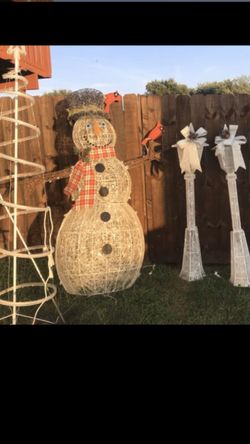 Christmas lawn decorations