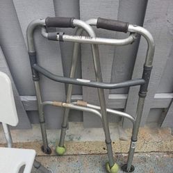 Items Para Adulto ($15 Each)