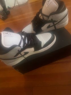Air Jordan 1s