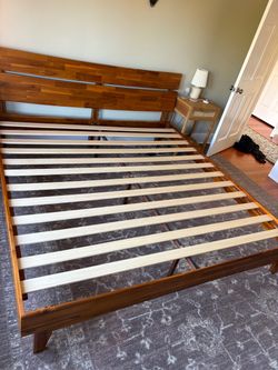 Acacia wood king size bed frame