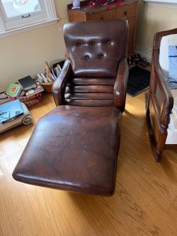 Lounge chair