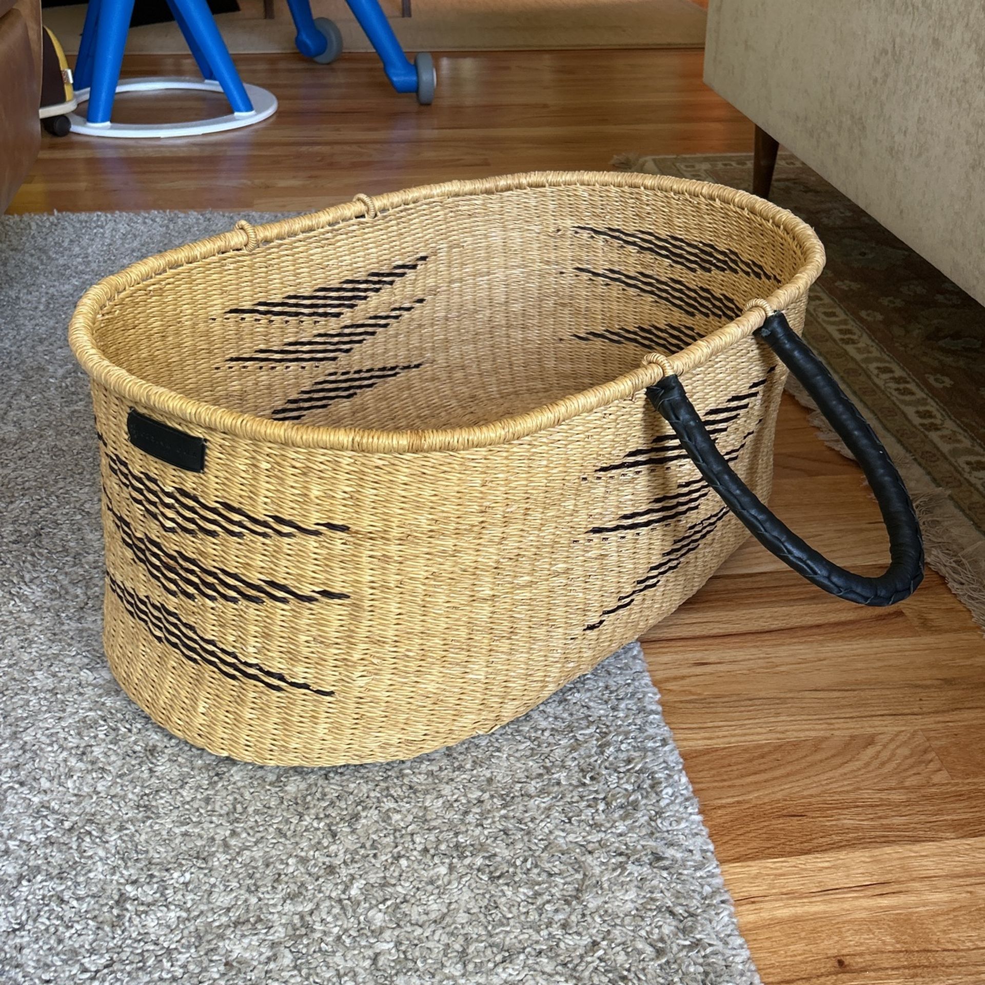 Design Dua Bassinet