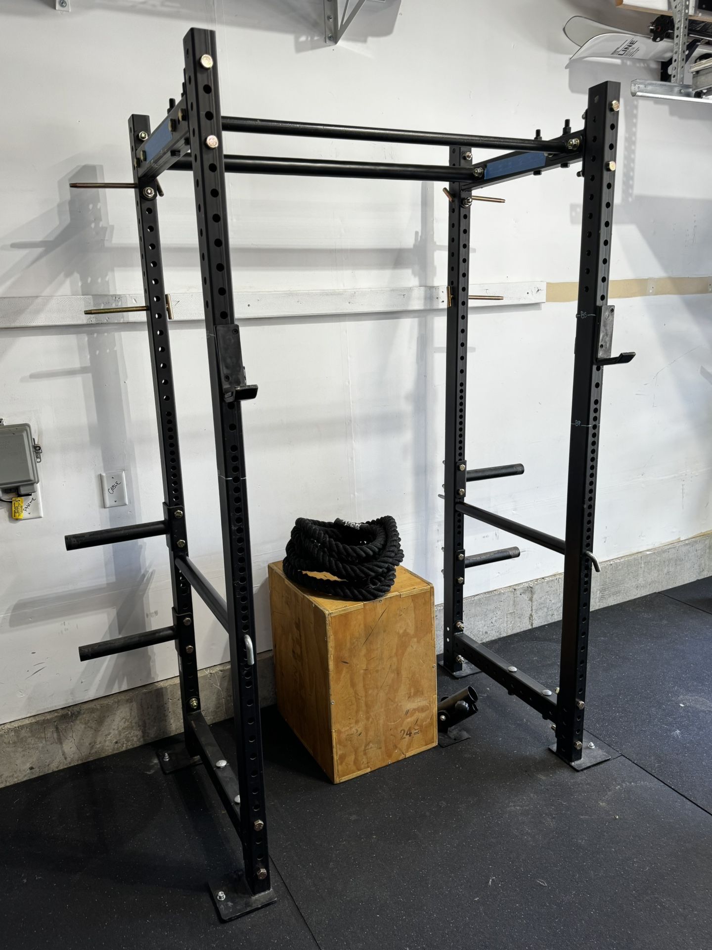 Home Gym Equipment - Squat Rack, Plyo Box, Battle Rope 