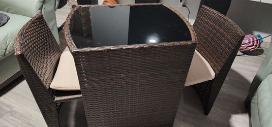 3pc Wicker Outdoor/Indoor set