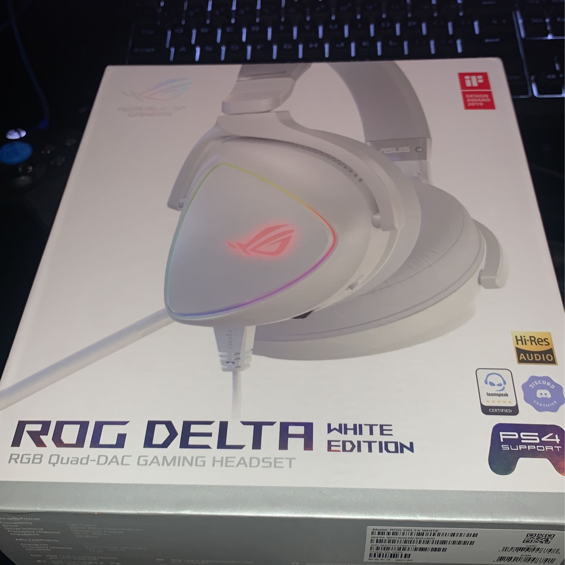 ROG DELTA  GAMING HEADSETS 