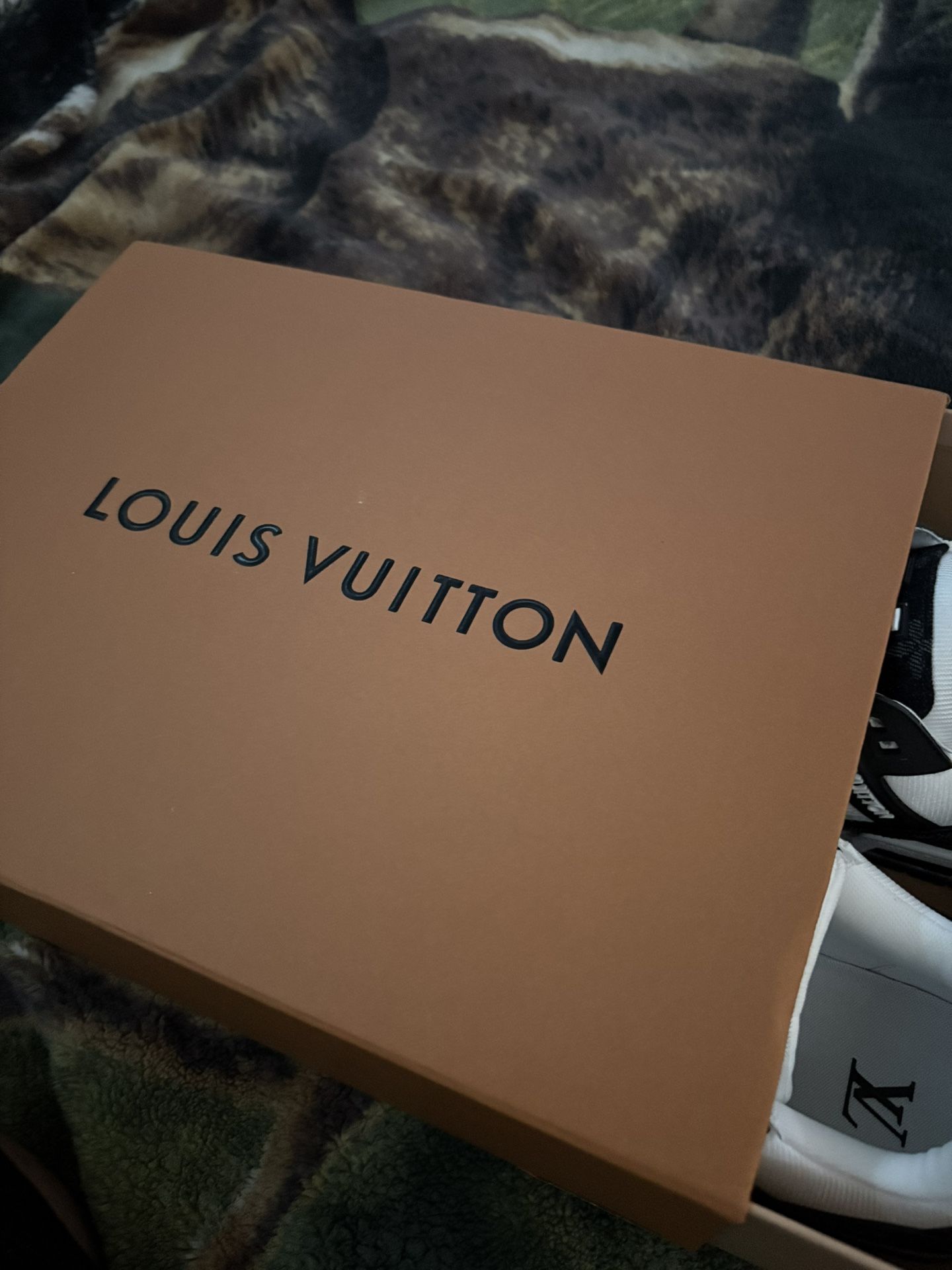 louis vuitton trainer sneaker