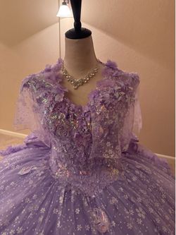 Qunceañera dress