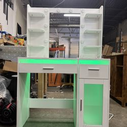 Brand new Vanity Desk with Mirror and Lights, Makeup Vanity Desk with Lights 3 Colors, Transparent Top Vanity with 2 RGB Drawers, 6 Shelves, Large Tem