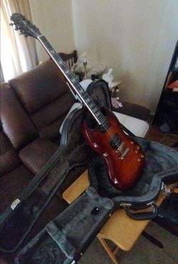 Epiphone SG special with hard case