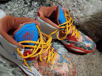 Kyrie shoe