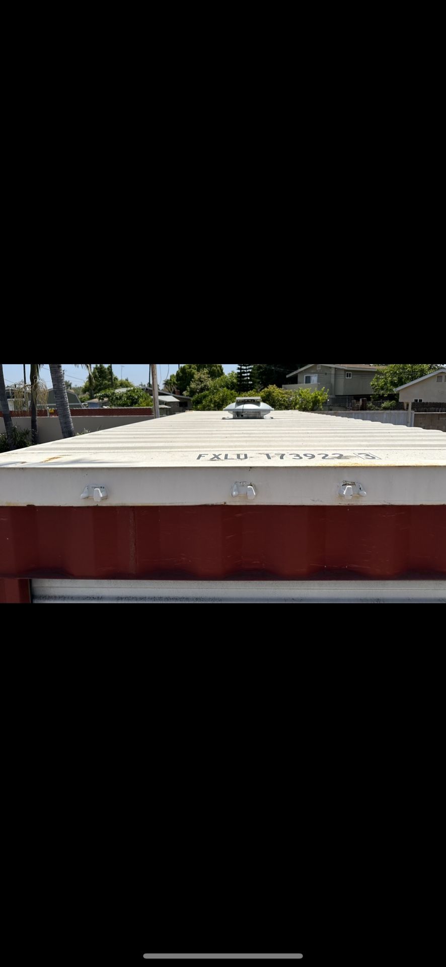 20 Foot Shipping Container/ Conex/ Cargo / Shed /roll up