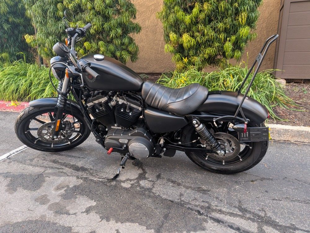 2020 Harley Davidson Iron 883