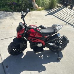 TAMCO Kids Toy Electric Motorcycle 