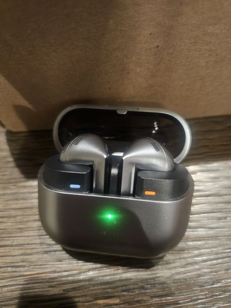 SAMSUNG GALAXY EARBUDS 3