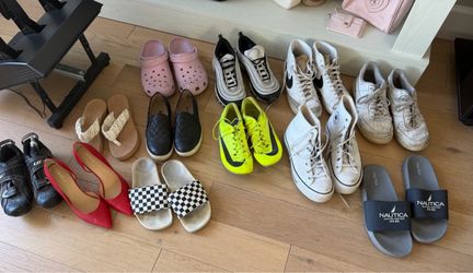 Mixed Lot of Used Shoes
