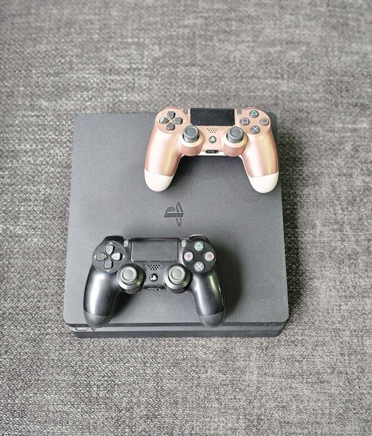 PS4 SLIM