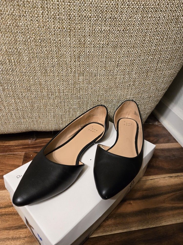Size 7 Flats