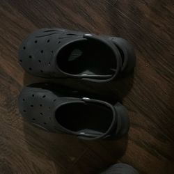 Used Rubber Shoes Size 3 In Kids
