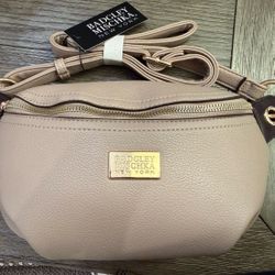 Badgley Mischka Crossbody Fanny Pack Purse New 