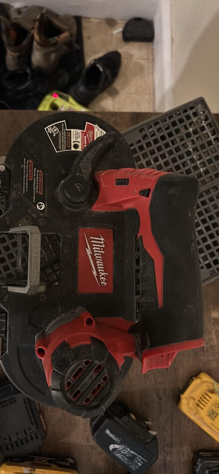 Milwaukee Bandsaw