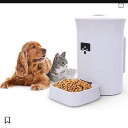 Sponsored 43 Visit the MOXNICE Store MOXNICE Automatic Cat Puppy Feeder, CA delivery, 8L Large Volume, Load About 4.0KG of Feed, HD Video Call 