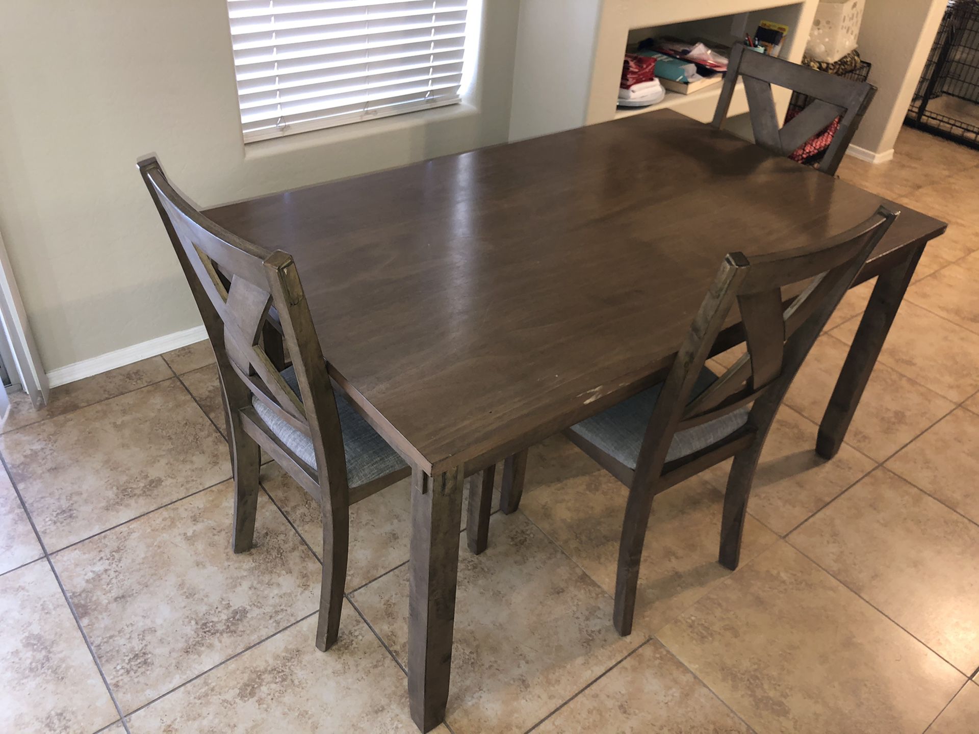 Kitchen table w/ chairs and bench